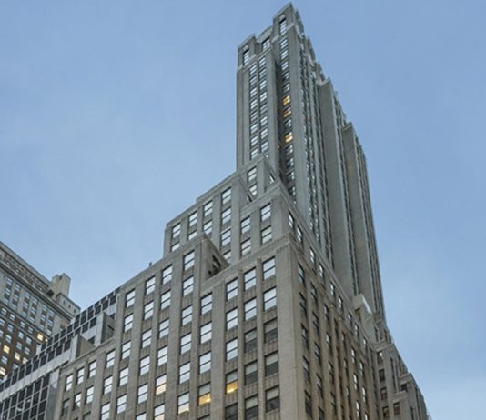SL Green announces sale of 521 Fifth Avenue for $381 million Manhattan office building