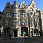 London still attractive for international retailers uK retail market