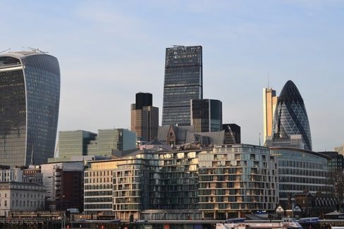 UK real estate funds suffer seventh consecutive month of outflows in April