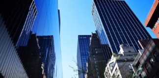 U.S. commercial real estate prices rise 6.7% y-o-y in April U.S. commercial real estate prices rise 6.7% y-o-y in April
