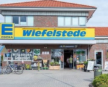 PATRIZIA buys German retail assets
