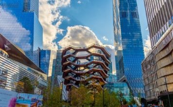 Facebook signs lease for office space in New York City’s Hudson Yards Facebook signs lease for office space in New York City's Hudson Yards
