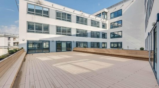Commerz Real sells office property in Montrouge, France