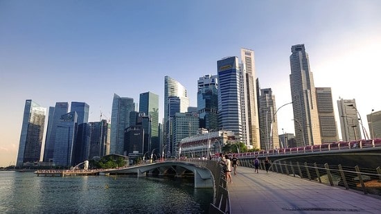 Frasers Property Retail buys AsiaMalls Management in Singapore