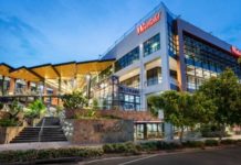 Lendlease to sell stake in Brisbane's Westfield Carindale shopping center
