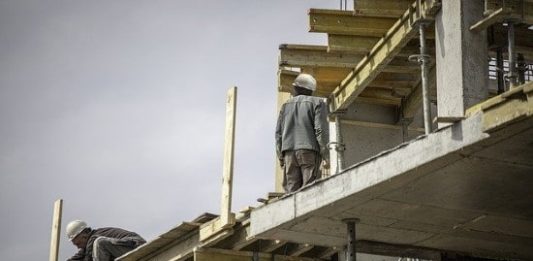 US construction starts move lower in January US construction starts move lower in January