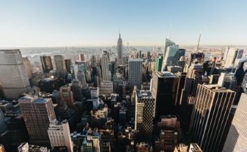 SL Green sells 609 Fifth Avenue retail condominium for $168m SL Green sells 609 Fifth Avenue retail condominium for $168m
