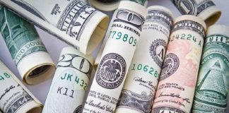 AMC reaches agreement to reduce debt by at least $460 million and secures $300 million in new funding AMC reaches agreement to reduce debt by at least $460 million and secures $300 million in new funding