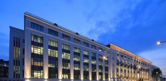Allianz provides £400m financing for London office portfolio Allianz provides £400m financing for London office portfolio