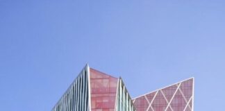 Suntec REIT to acquire 50% interest in London commercial property for £430.6m Suntec REIT buys 50% interest in London commercial property for £430.6m
