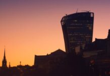 UK commercial property capital values decrease 0.9% in Q3 UK commercial property capital values decrease 0.9% in Q3