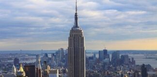 Empire State Realty Trust (ESRT) said that Swedbank, a Stockholm-based banking group, has signed a 7,905 sq ft. lease on the 45th floor at the Empire State Building.
