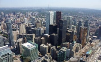 Colliers : One in 10 offices in Canada were vacant in Q4 2020 Colliers says over 1 in 10 offices in Canada were vacant in Q4 2020