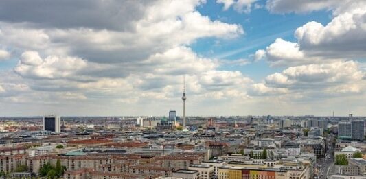 Accentro acquires €2.8bn real estate manager in Germany Accentro acquires €2.8bn real estate manager in Germany