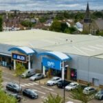 M7 assembles £300m UK retail warehouse portfolio M7 assembles £300m UK retail warehouse portfolio