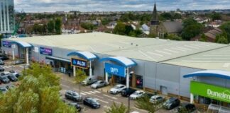 M7 assembles £300m UK retail warehouse portfolio M7 assembles £300m UK retail warehouse portfolio