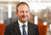 Aviva Investors appoints Mark Versey as CEO Aviva Investors appoints Mark Versey as CEO