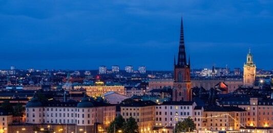 Citycon sells three shopping centres in Sweden for €147m Citycon sells three shopping centres in Sweden for €147m