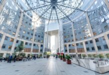 URW completes sale of office assets in La Défense for €213m URW completes sale of office assets in La Défense for €213m