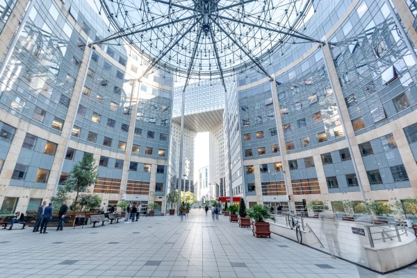 URW completes sale of office assets in La Défense for €213m