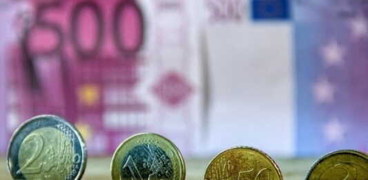 BentallGreenOak closes European core-plus logistics fund at €695m BentallGreenOak closes European core-plus logistics fund at €695m