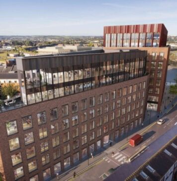 Aviva Investors provides £72.9m loan to CEG for office portfolio Aviva Investors provides £72.9m loan to CEG for office portfolio