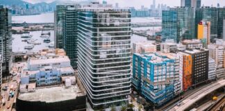 Manulife signs Hong Kong’s largest office lease deal since 2019 Manulife signs largest office lease deal in Hong Kong since 2019