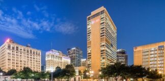 UBS extends lease at Shorenstein's UBS Tower in Nashville