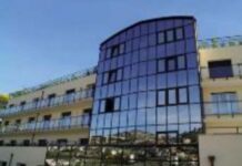 Icade acquires healthcare portfolio in Italy for €51m Icade Healthcare Europe has acquired two nursing homes (Residenze Sanitarie Assistenziali, RSA) and a psychiatric facility from KOS.