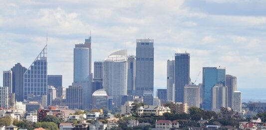 Asia Pacific commercial property investment sales rise 12% y-o-y in Q1 2021 Asia Pacific commercial property investment sales rise 12% y-o-y in Q1 2021
