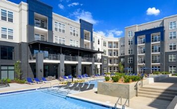 BentallGreenOak commits $400m to White Oak multifamily partnership BentallGreenOak commits $400m to White Oak multifamily partnership