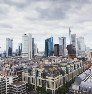 KKR closes second European real estate fund at $2.2bn KKR closes second European real estate fund at $2.2bn
