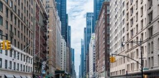 Vornado to sell five Manhattan retail properties for $184.5m