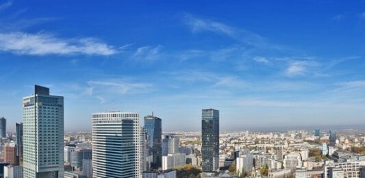 Deka buys office complex in Warsaw for €152m Deka buys office complex in Warsaw for €152m