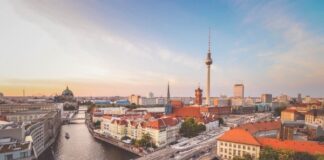 Deutsche Wohnen, Vonovia to sell property portfolio for €2.46bn