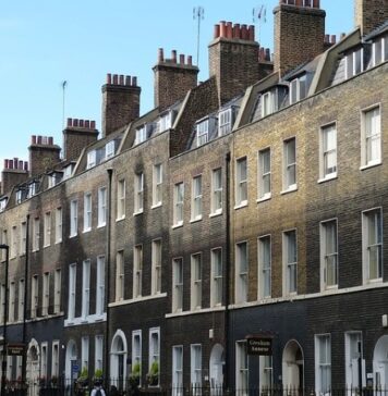 Home REIT raises £350m to fund acquisitons Home REIT raises £350m to fund acquisitons