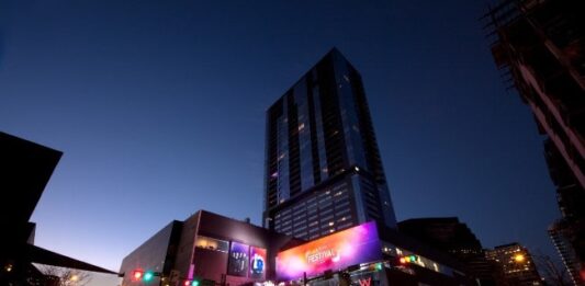 Stratus to sell mixed-use property in Austin for $260m Stratus to sell mixed-use property in Austin for $260m