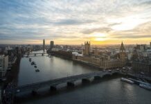 M&G Real Estate pays £132m for Grade A office building in London M&G Real Estate pays £132m for Grade A office building in London