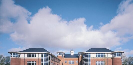 McKay sells freehold interest in Reading office building for £19m McKay sells freehold interest in Reading office building for £19m