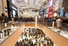URW to sell 45% stake in €1bn Paris shopping centre URW to sell 45% stake in €1bn Paris shopping centre