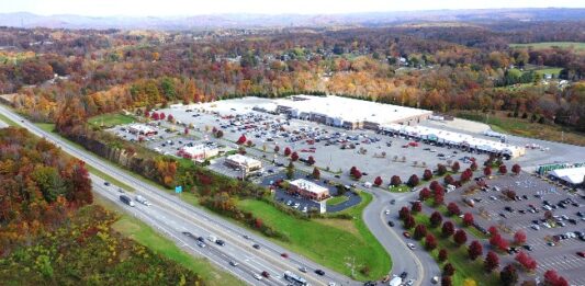 MRP Capital Group pays $117m for Walmart-anchored portfolio MRP Capital Group pays $117m for Walmart-anchored portfolio