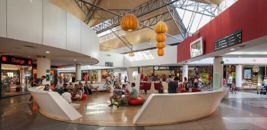URW rebrands three flagship centres in Madrid, Stockholm and Warsaw URW rebrands three flagship centres in Madrid, Stockholm and Warsaw