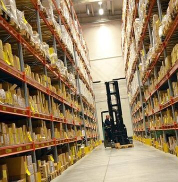 AEW buys urban logistics asset in Paris for pan-European fund AEW buys urban logistics asset in Paris for pan-European fund