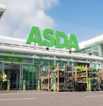 Asda to buy 132 convenience stores from Co-op in £600m deal Asda to buy 132 convenience stores from Co-op in £600m deal