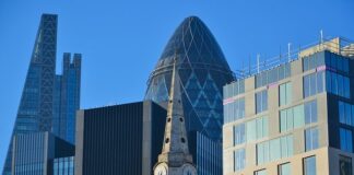 UK commercial property capital values decline -6.8% in October UK commercial property capital values decline -6.8% in October