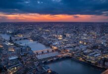 Capital values fall 5.5% for all UK commercial property
