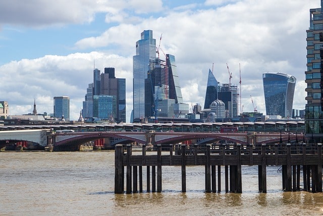 City of London commercial property investment reaches £572m in January