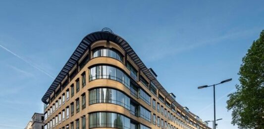 Cheyne provides £150m loan for London office building acquisition Cheyne provides £150m loan for London office building acquisition