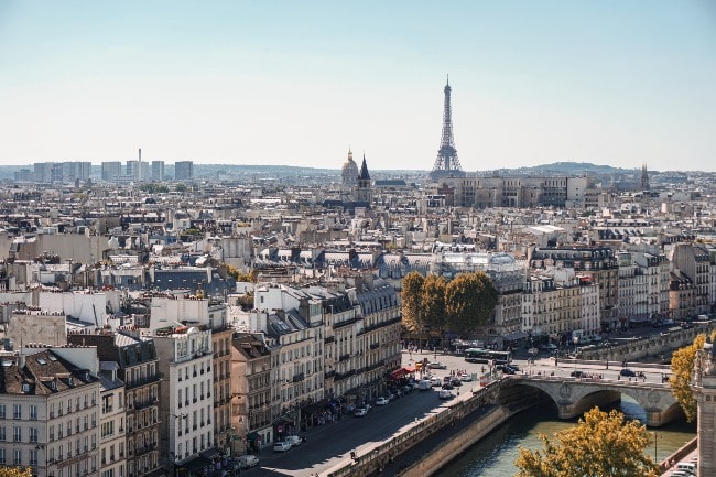 NBIM and AXA sell office property in Paris
