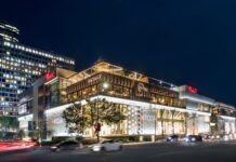 URW secures $925m financing for Los Angeles shopping center URW secures $925m financing for Los Angeles shopping center